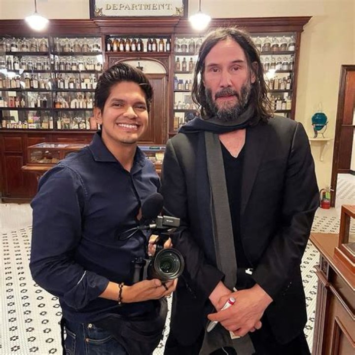 Discover Keanu Reeves' Official Website: Exclusive Content And Insights