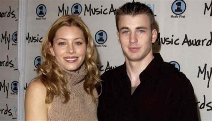 The Dynamic Duo: Chris Evans And Jessica Biel